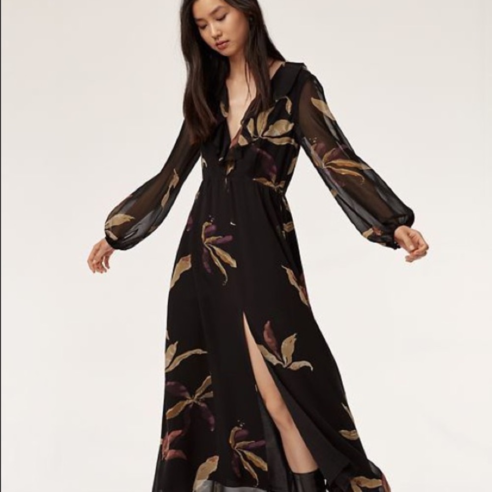 Aritzia Wilfred Mille Dress